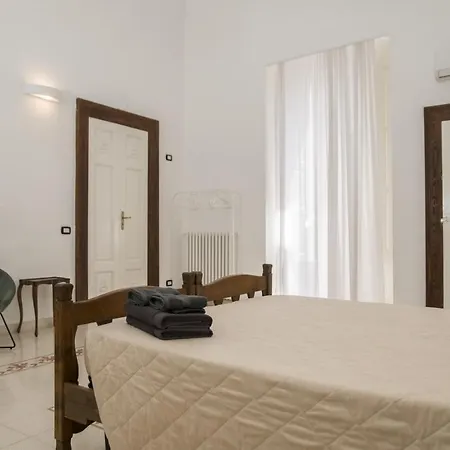 Palazzo Italia Πανσιόν 3*