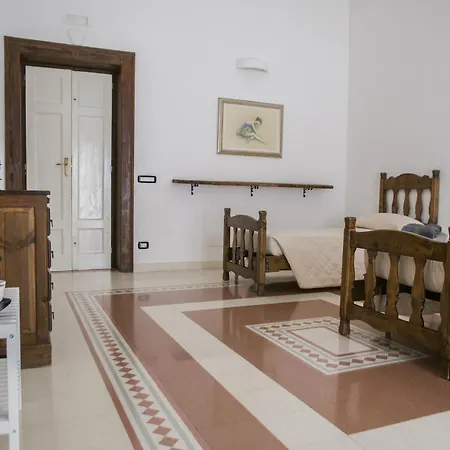 Πανσιόν Palazzo Italia 3*