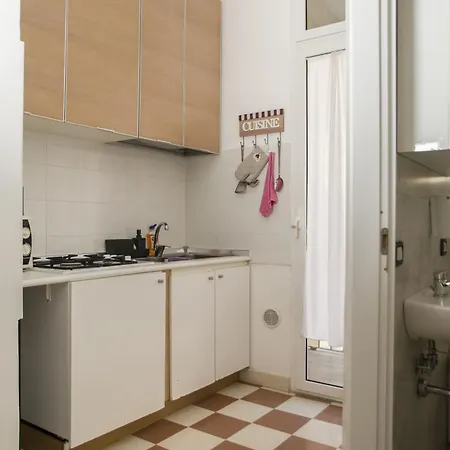 Palazzo Italia Πανσιόν 3*