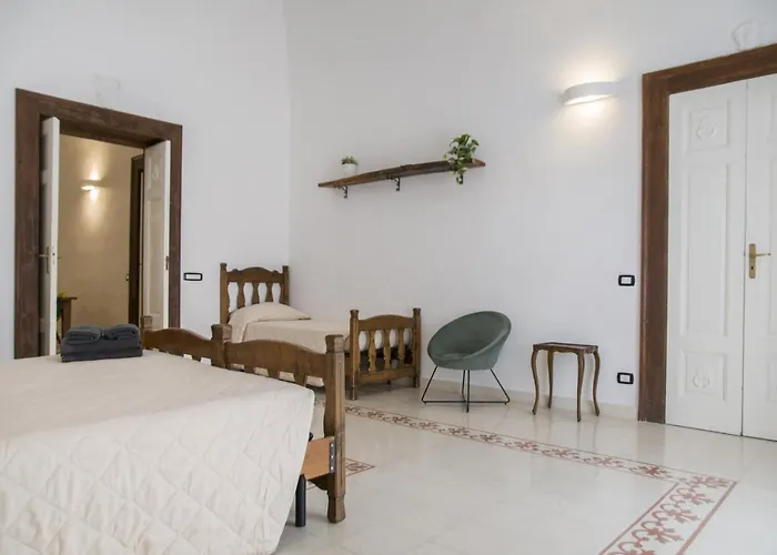 Palazzo Italia 3*